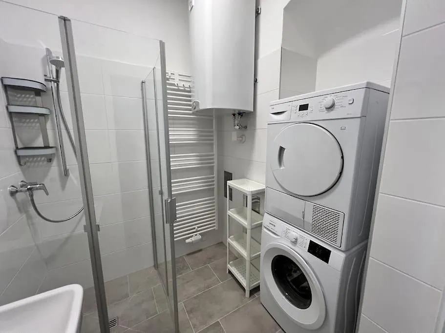 Brand New 3 Bedroom Apartment Viena