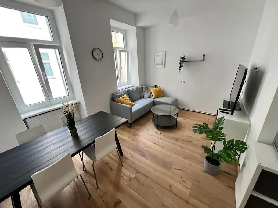 Brand New 3 Bedroom Apartment ウィーン オーストリア