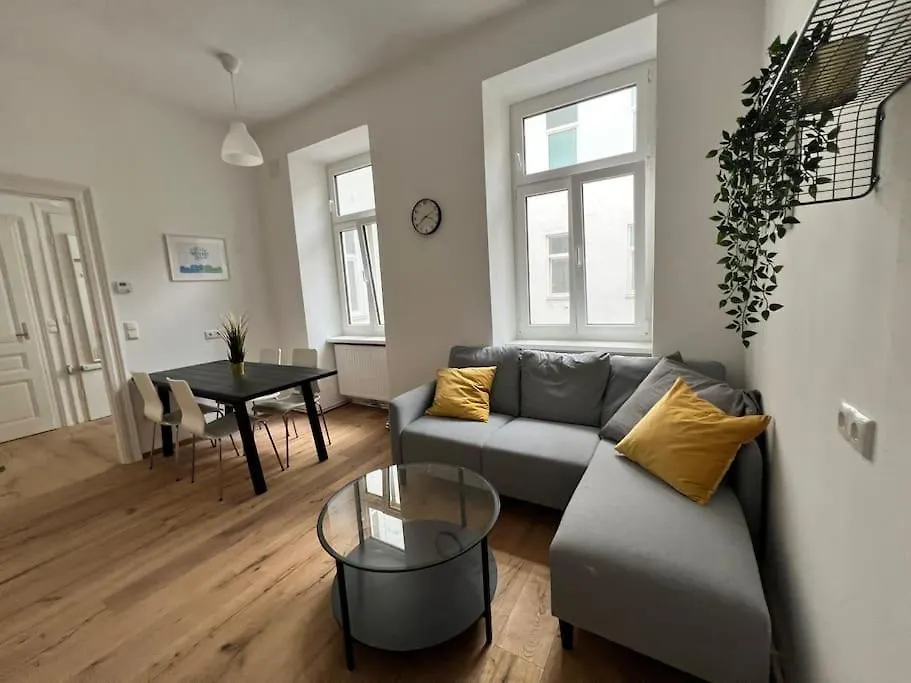 Brand New 3 Bedroom Apartment Vienna Austria