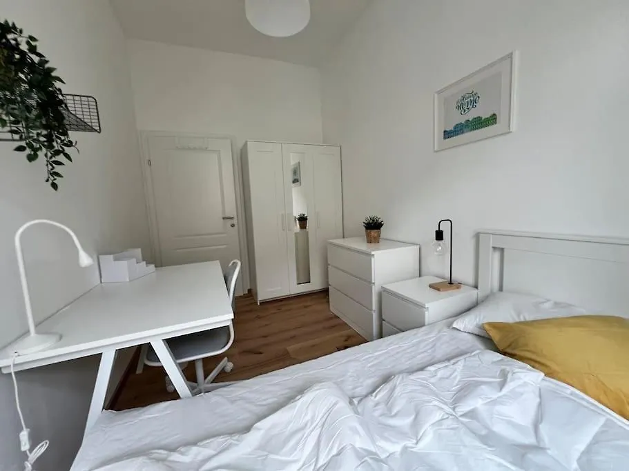 Brand New 3 Bedroom Apartment Vienna Austria